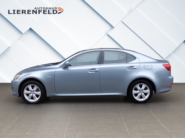 Lexus IS 220d Limited aus 1.Hand - фото 2
