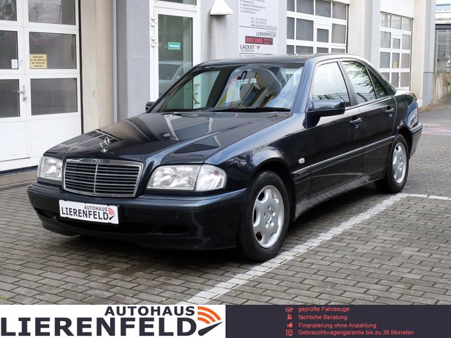 Mercedes-Benz C 220 CDI Classic Selection 1.Hand Rarität - фото 1