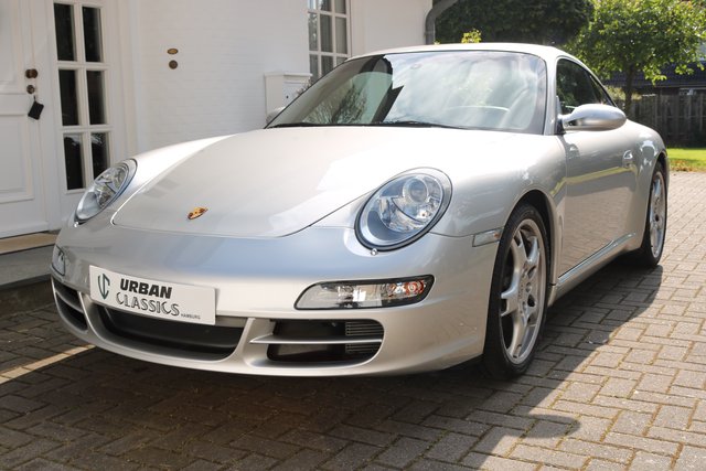 Porsche 911 997 Carrera S Coupe *SAMMLER*NEUZUSTAND*WENIG KM* Gebrauchtwagen Kaufen | EZ 02/2005 | Preis 89.900 €