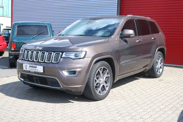 Jeep Grand Cherokee 3.0 CRD Overland *PANO*AHK*2.HAND*SCHECKHEFT Gebrauchtwagen Kaufen | EZ 04/2020 | Preis 18.900 €