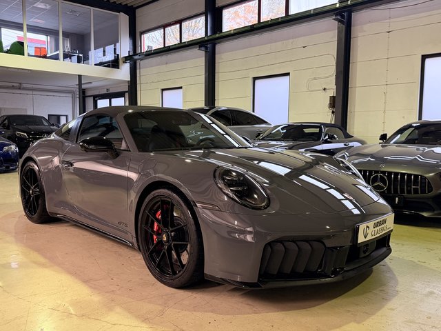 Porsche 911 992.2 Targa 4 GTS T-Hybrid *VAT*MATRIX Used vehicle for sale | First registration 02/2025 | Price 209.900 €