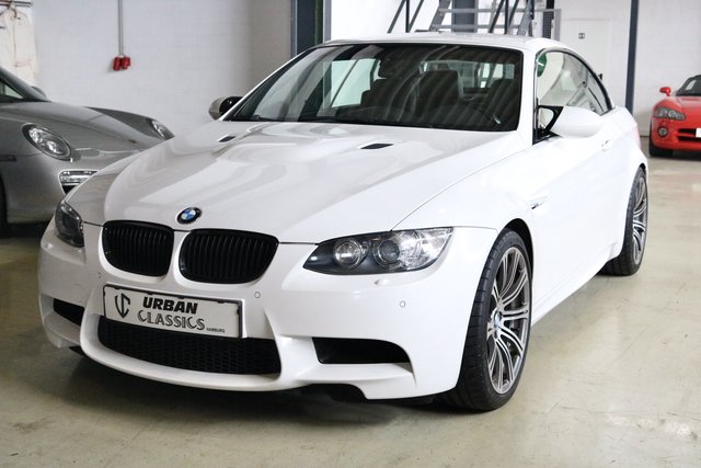 BMW M3 E93 Cabriolet * SCHECKHEFT*JAHRESWAGEN ZUSTAND Gebrauchtwagen Kaufen | EZ 05/2009 | Preis 39.900 €