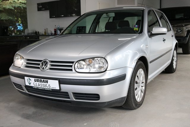 Volkswagen Golf IV Edition *TÜV NEU*SCHECKHEFT*GANZJAHRESREIFEN Gebrauchtwagen Kaufen | EZ 06/2001 | Preis 1.400 €