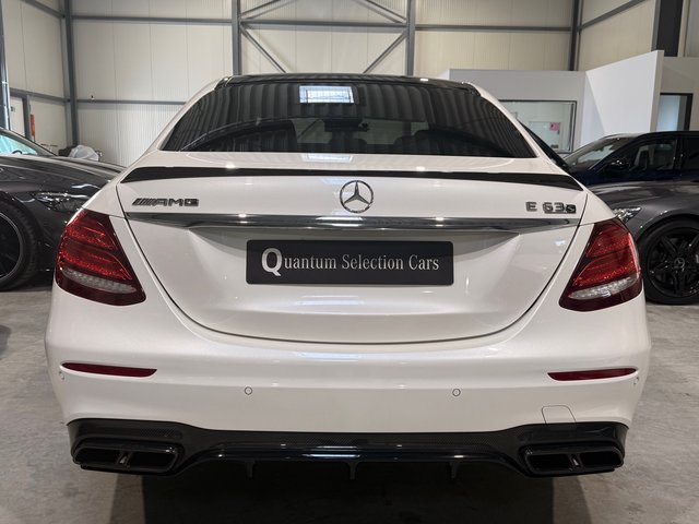 Mercedes-Benz E63S 4Matic+ *Keramik*CarbonEXT*HUD*360*Massage*UNFALLFREI PANO - photo 5