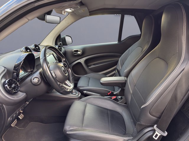 smart BRABUS Tailormade Cabrio *LED*EQ-Interieur*Soundanlage*1of1*EINZELSTÜCK*18Zoll* Basis 66 kW - bilder 8