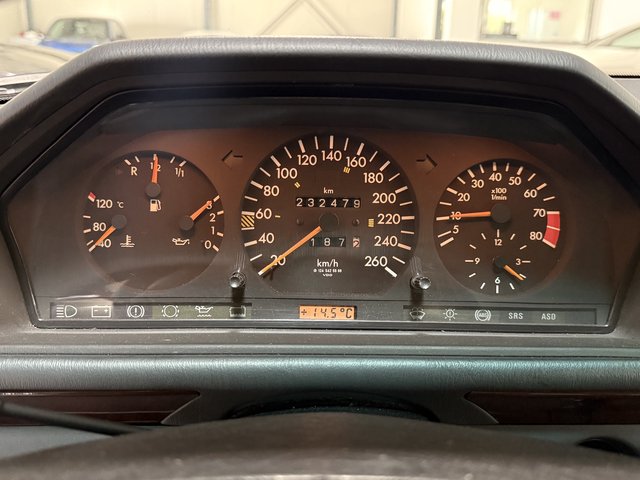 Mercedes-Benz 300 CE Cabrio SPORTSLINE*H-Zulassung*TRAUMHAFT*1.Hand*Scheckheft - foto 9