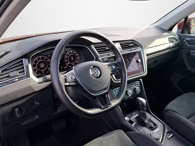Volkswagen Tiguan 2.0 TSI Highline 4Motion DSG / PANORAMA / AHK / ACC / LED - bilder 9