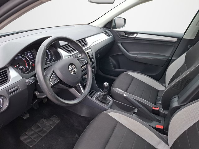 Skoda Rapid Spaceback 1.0 TSI Scout KLIMA / NAVI / PANORAMA / SITZHEIZUNG - foto 8