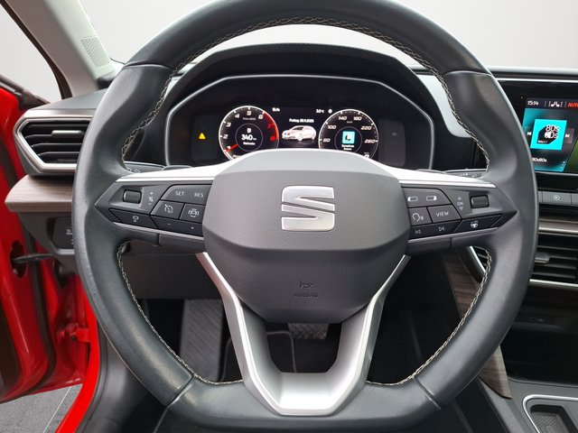 SEAT Leon Sportstourer 1.5 eTSI Xcellence DSG / VOLL-LED / PANORAMA / SITZHEIZUNG - bilder 10