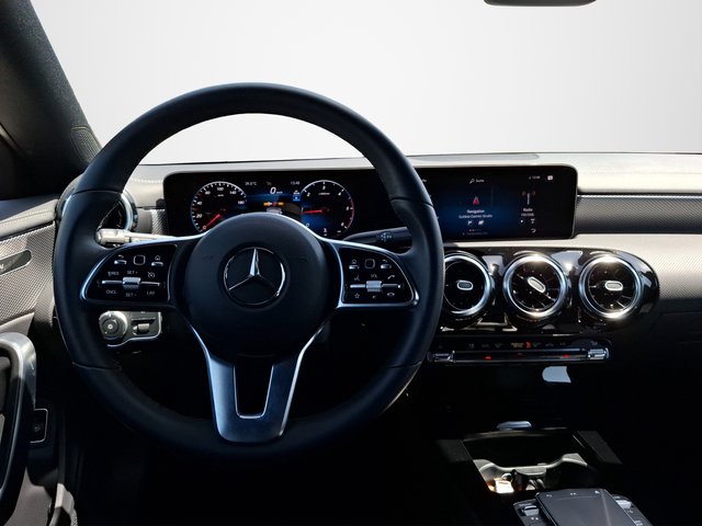 Mercedes-Benz CLA 200 d Shooting Brake AUTOMATIK / AHK / LED-HIGH / NAVI - foto 10