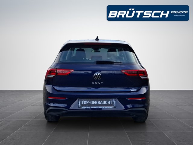 Volkswagen Golf VIII 1.0 TSI Life KLIMA / AHK / STHZG / NAVI / ACC / SITZHEIZUNG - bilder 5