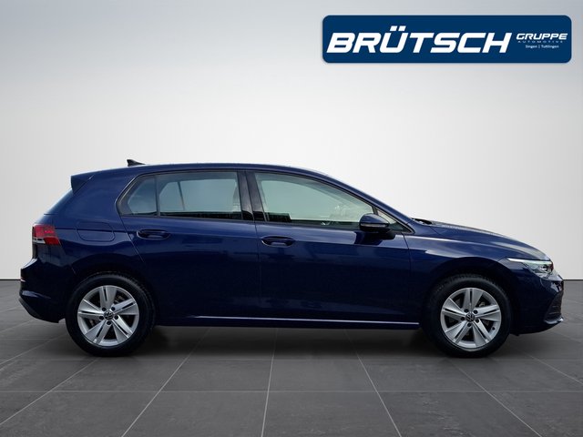 Volkswagen Golf VIII 1.0 TSI Life KLIMA / AHK / STHZG / NAVI / ACC / SITZHEIZUNG - bilder 7