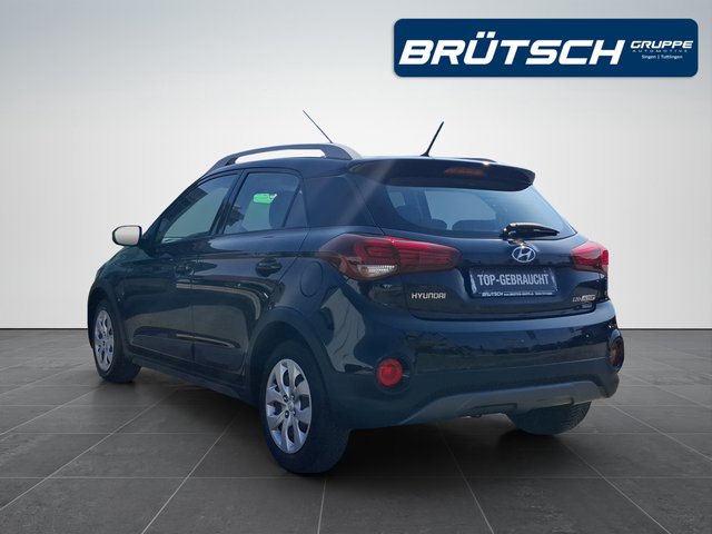 Hyundai i20 Active Select 1.4 KLIMA / BLUETOOTH / METALLIC - foto 2