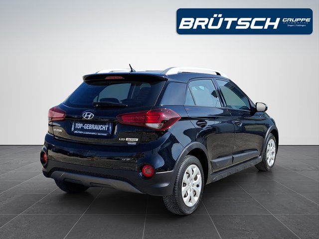 Hyundai i20 Active Select 1.4 KLIMA / BLUETOOTH / METALLIC - foto 3