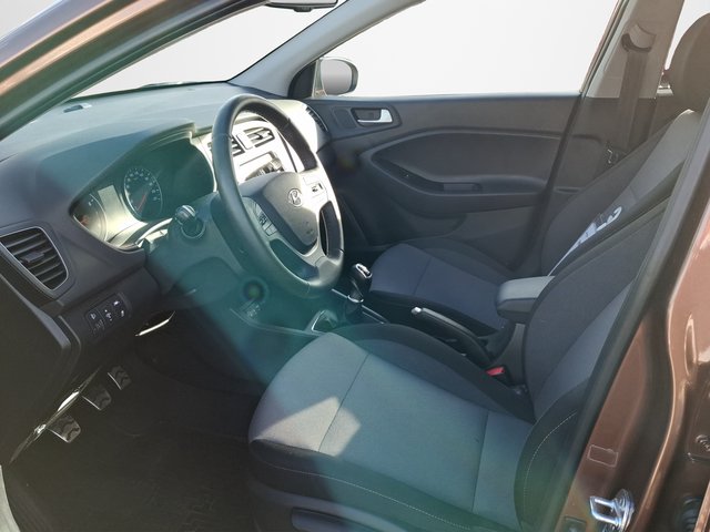 Hyundai i20 Active 1.0 Style KLIMA / NAVI / SITZHEIZUNG / PDC / DAB+ - foto 8