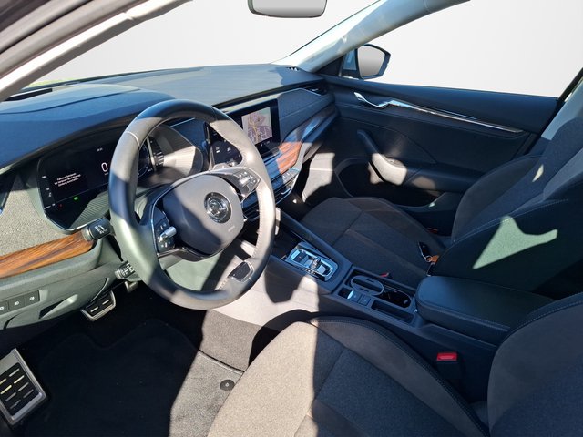 Skoda Octavia Combi 2.0 TDI Scout 4x4 DSG / ACC / AHK / LED / NAVI - foto 8
