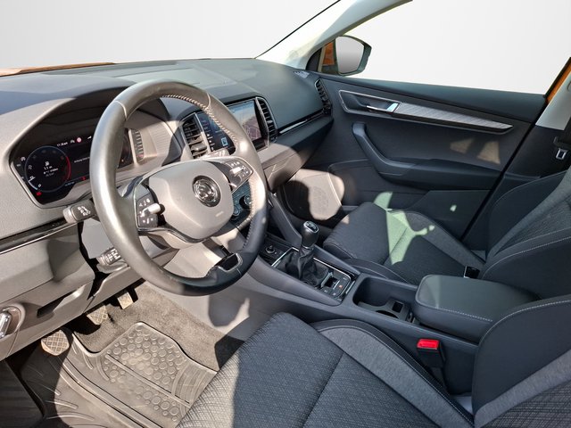 Skoda Karoq 1.5 TSI Style KLIMA / NAVI / E-SITZE / ACC / SITZHEIZUNG - foto 8
