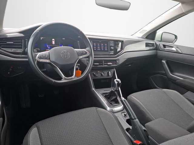 Volkswagen Polo VI 1.0 Life KLIMA / LED / DAB+ / PDC / SITZHEIZUNG / ALU - foto 9