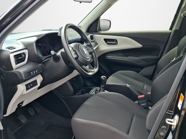 Suzuki Swift 1.2 Dualjet Hybrid 61 kW Club KLIMA / NAVI / KAMERA - foto 8