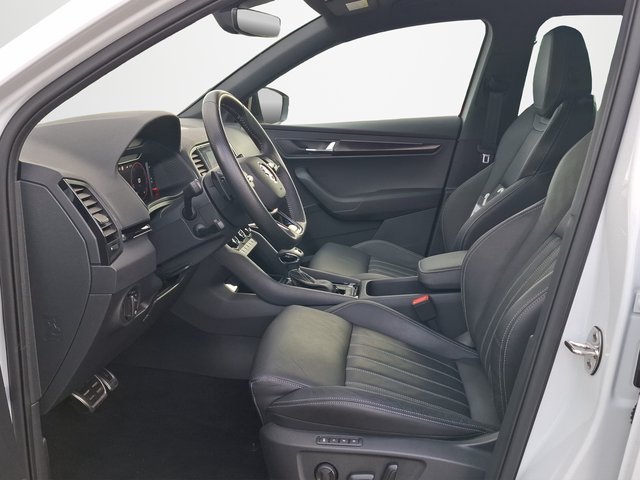 Skoda Karoq 1.5 TSI Sportline DSG / AHK / LEDER / KAMERA360 / ACC / NAVI - bilder 8