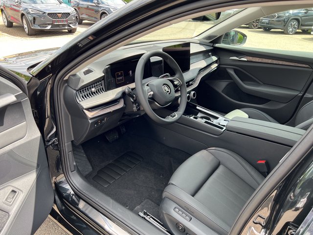 Skoda Superb Combi NEU L&K 2,0 TDI DSG 110kW/150PS - bilder 6