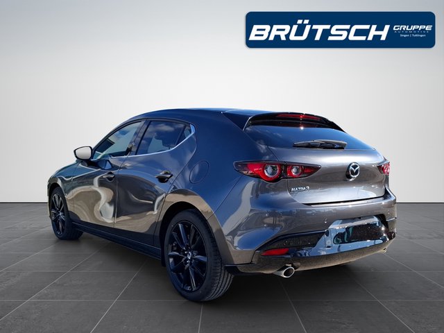 Mazda 3 2.5 e-SKYACTIV G 140PS 6MT Homura - bilder 2