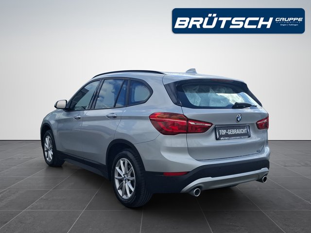 BMW X1 sDrive 20 i Advantage AUTOMATIK / AHK / KLIMA / SITZHEIZUNG - foto 2