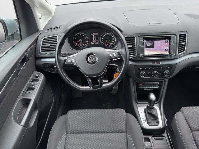 Volkswagen Sharan 1.4 TSI Active DSG / KLIMA / BI-XENON / NAVI / STHZG - foto 10