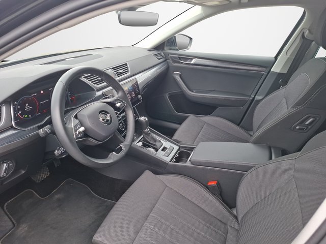 Skoda Superb Combi 2.0 TDI Style DSG / NAVI / ACC / PANORAMA / SITZHEIZUNG - foto 8