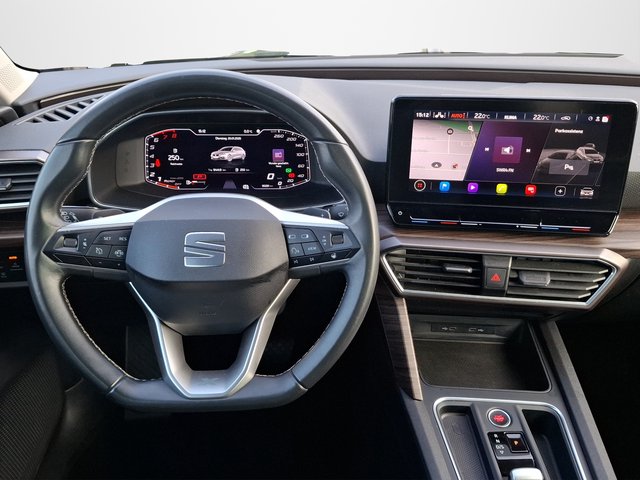 SEAT Leon Sportstourer 1.5 eTSI Xcellence DSG / KLIMA / NAVI / VOLL-LED - bilder 9