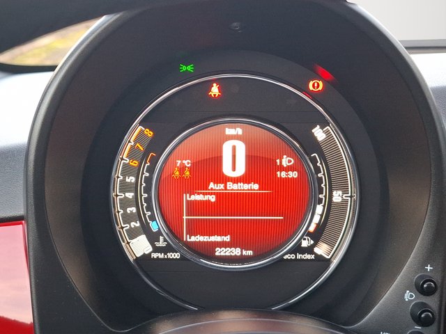 Fiat 500C 1.0 Cabrio Mild Hybrid Red KLIMA / NAVI / PDC / ALU - bilder 10