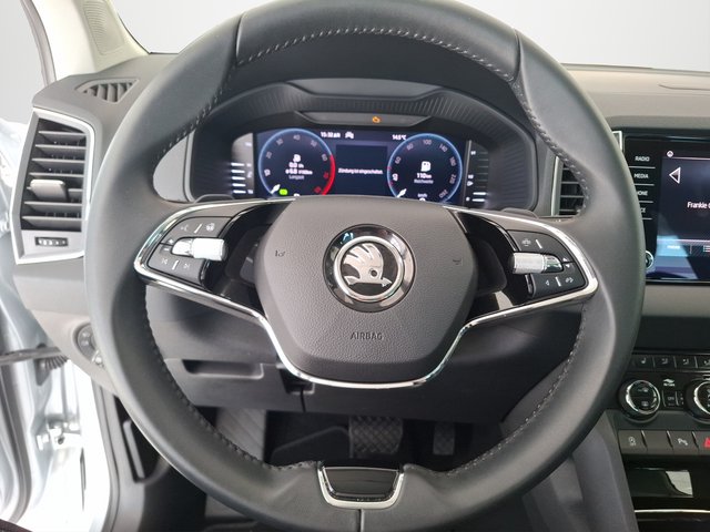 Skoda Karoq 1.5 TSI Tour DSG / AHK / MATRIX-LED / NAVI / SITZHEIZUNG - bilder 10