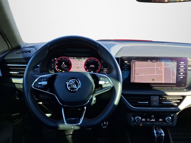 Skoda Kamiq 1.5 TSI MonteCarlo DSG / NAVI / PANORAMA / ACC / KAMERA - bilder 10