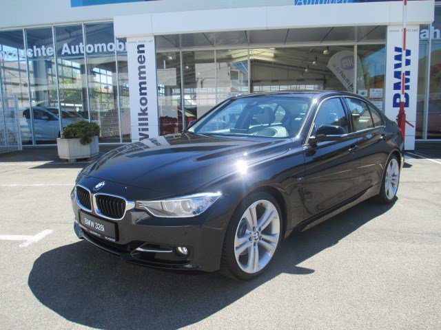 BMW 328i A Sport Line - photo 1