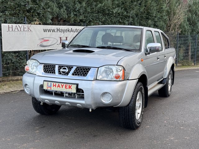 Nissan Navara TD King Cab 4X4 Pickup Used vehicle for sale | First registration 06/2003