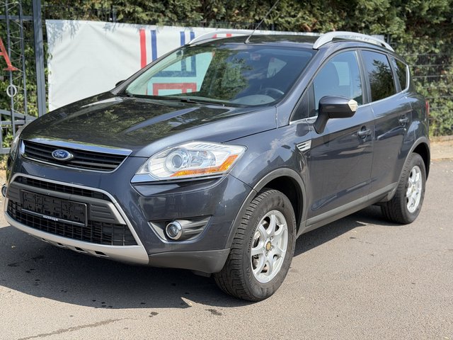 Ford Kuga Titanium AHK / 4x4 / AC /1.Hand Gebrauchtwagen Kaufen | EZ 09/2009 | Preis 3.799 €