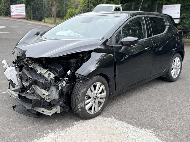 Nissan Micra N-Connecta Automatik / Navi / Kamera / Used vehicle for sale | First registration 04/2019