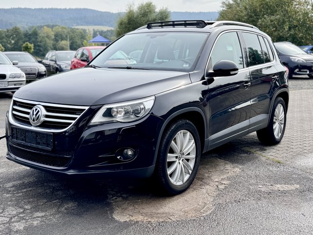 Volkswagen Tiguan Team 4Motion Pano / AHK / Xenon / 4x4 Used vehicle for sale | First registration 01/2011