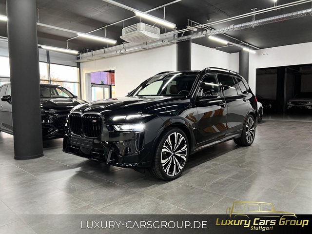 BMW X7 M60 i MSport-SkyLounge-Carbon-Exclusive Used vehicle for sale | First registration 10/2023