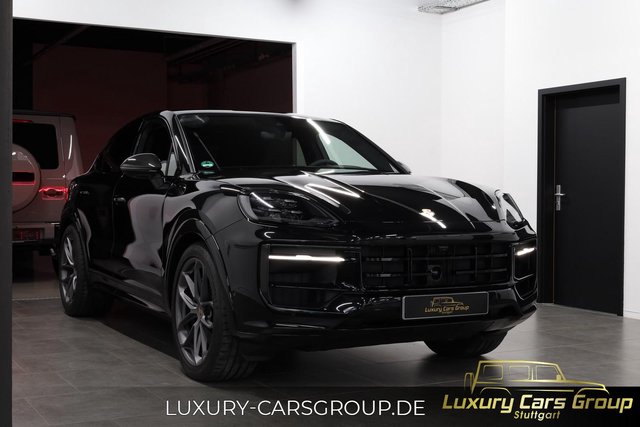 Porsche Cayenne Coupe GTS TurboGT-CarbonExterior-FullOpt Gebrauchtwagen Kaufen | EZ 06/2025 | Preis 165.000 €