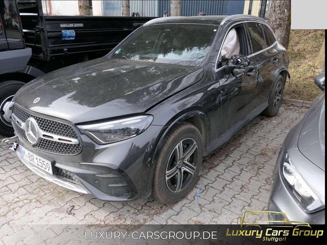 Mercedes-Benz GLC 300 d 4M AMG-Pano-Digi-Winter-360° Gebrauchtwagen Kaufen | EZ 01/2026 | Preis 44.030 €