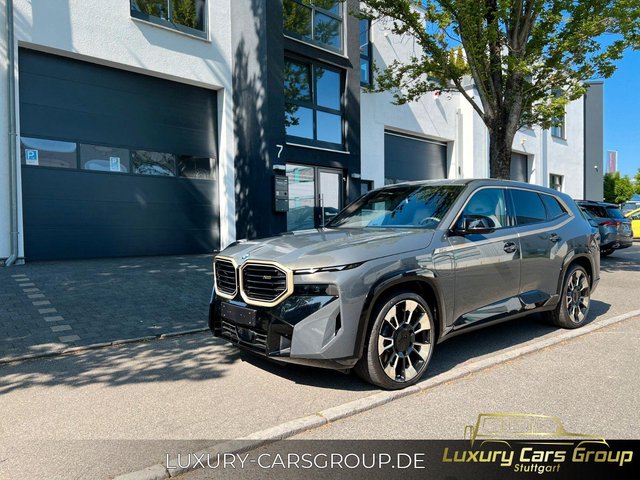 BMW XM Individual - Bowers&Wilkins - Gold - 23" New vehicle for sale | First registration 05/2023