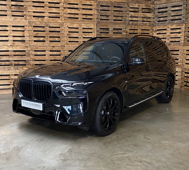 BMW X7 xDrive 40 d M Sport  CARBON 6 SEATS EXCLUSIVE Новое авто купить | Первая регистрация  | Цена 125.400 €