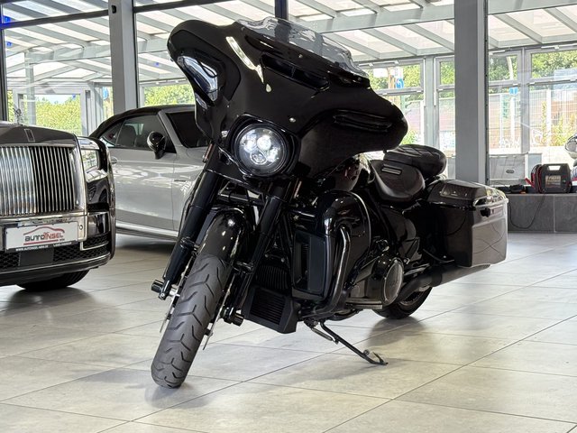 Harley-Davidson Street Glide Special 114ci Kesstech Focal Reserv Used vehicle for sale | First registration 07/2021 | Price 25.850 €