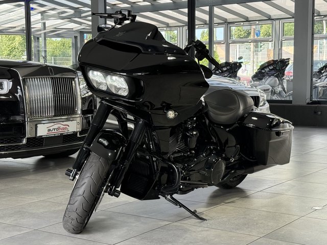 Harley-Davidson Special FLTRXS 114 APE Custom Navi Used vehicle for sale | First registration 07/2019