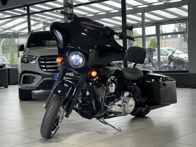 Harley-Davidson Street Glide FLHX 103 TwinCam LED SissyBar Gebrauchtwagen Kaufen | EZ 07/2013