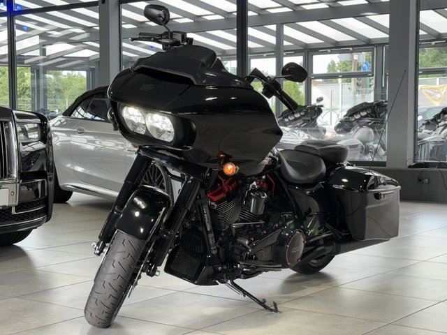 Harley-Davidson Special FLTRXS 114ci STAGE 3 S&S Used vehicle for sale | First registration 07/2021
