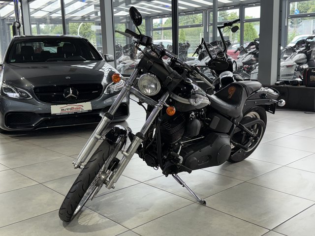 Harley-Davidson Night Train 1.Hand Jekill&Hyde 100th Anniversary Used vehicle for sale | First registration 05/2003 | Price 9.850 €