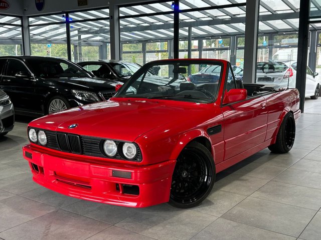 BMW 325 E30 V8 4,4 Cabrio Einzelstück AZ Schnitzer Used vehicle for sale | First registration 04/1992