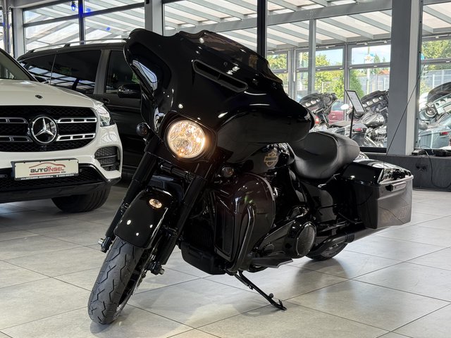 Harley-Davidson Street Glide Ultra Limited FLHTK 114ci Used vehicle for sale | First registration 07/2023 | Price 19.850 €